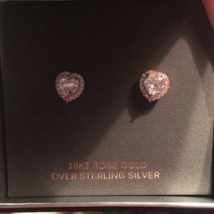 Primrose Heart Earrings